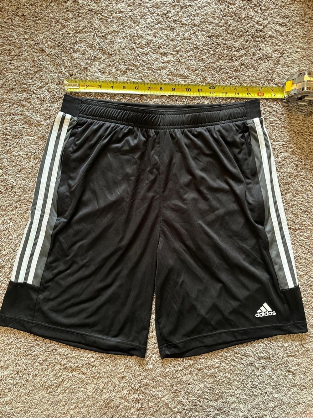 Adidas Men’s Athletic Shorts Large